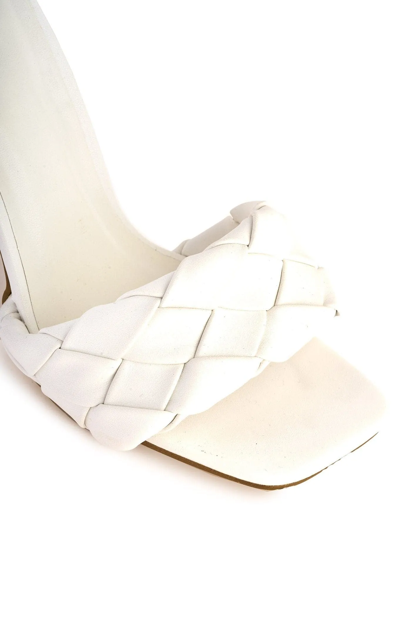 Lopez Plait Detail Band Mid Heel Mule in White