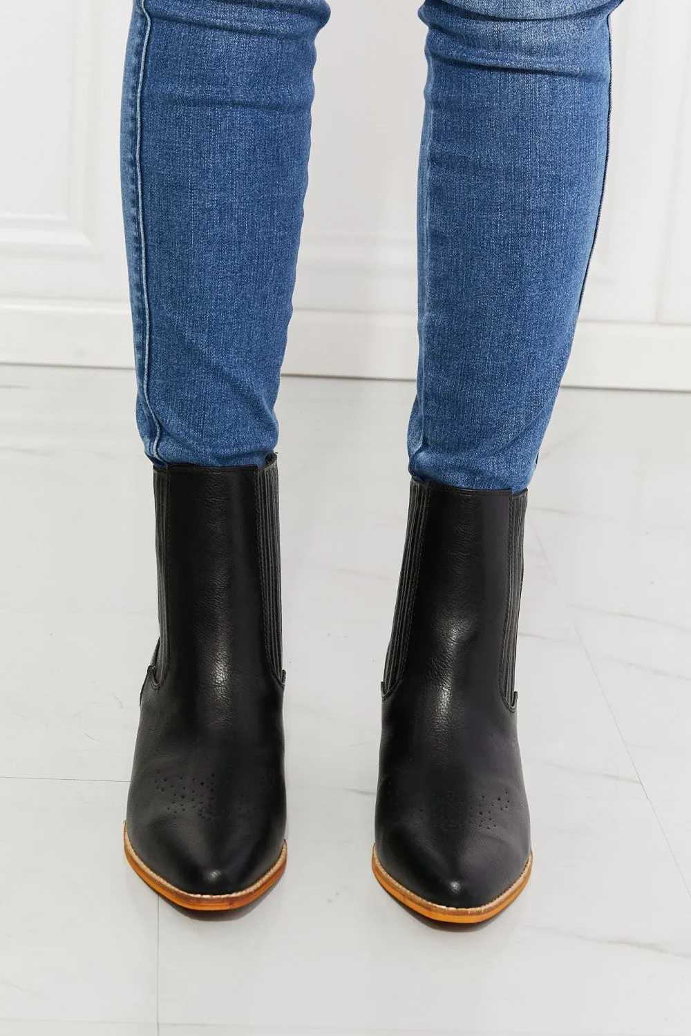 MM Shoes Solid Black Block Heel Chelsea Boots