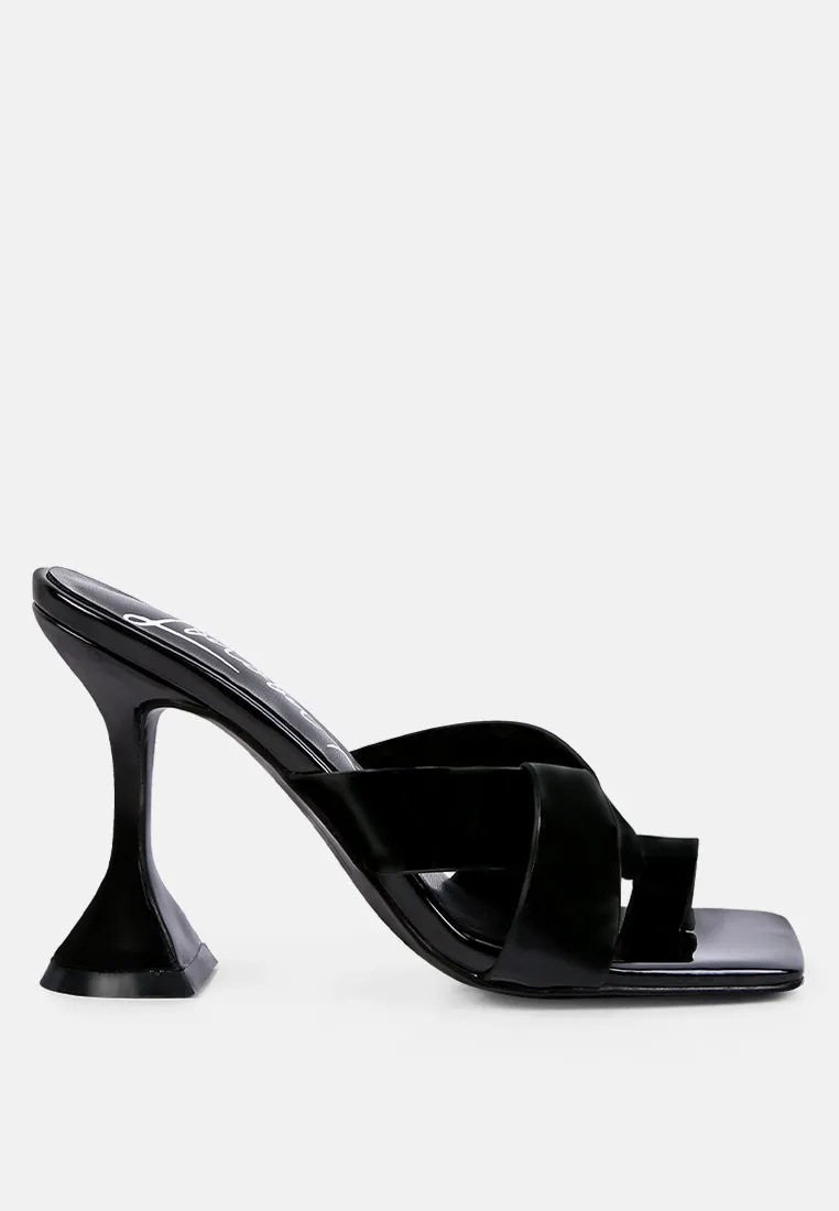 snatched intertwined toe ring heeled sandals