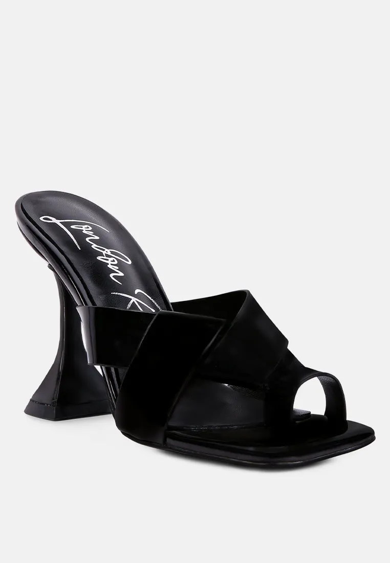 snatched intertwined toe ring heeled sandals