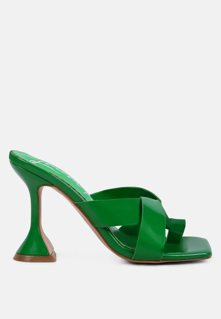 snatched intertwined toe ring heeled sandals